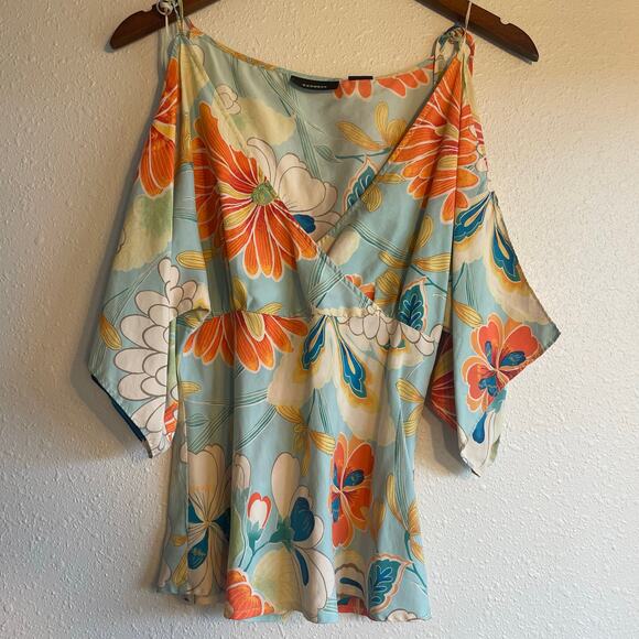 Express Chic Maximal Silk Spring Summer Cutout Top - Picture 2 of 6